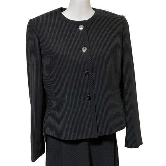 Tahari Arthur S. Levine Black Pinstripe Skirt Suit Set - Picture 2 of 14